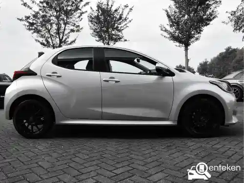 Toyota Yaris 1.5 2021