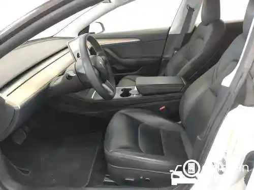 Tesla Model 3 Standard Range Plus 2021