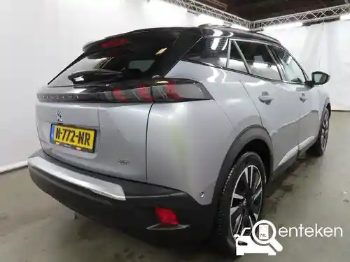 Peugeot e-2008 2021