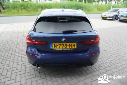 BMW 118i 2021