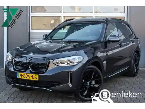 BMW iX3 2021