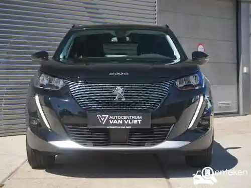 Peugeot 2008 1.2 PureTech 130 2021