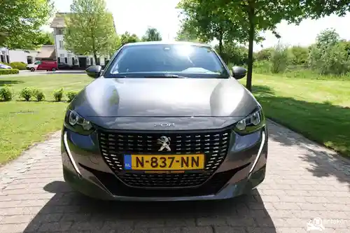 Peugeot 208 1.2 PureTech 100 2021
