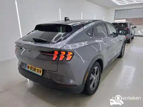 Ford Mustang Mach-E Extended Range 2021
