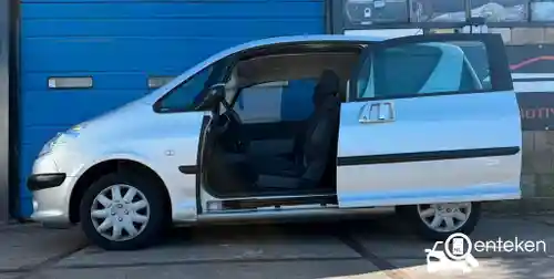 Peugeot 1007 1.4 75 2006