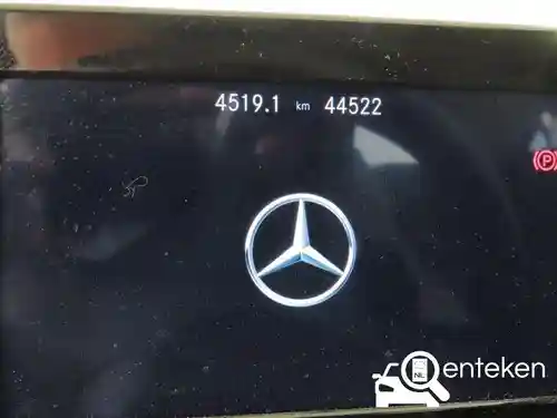 Mercedes-Benz A 180  2022