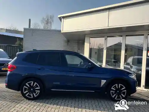 BMW iX3 2021