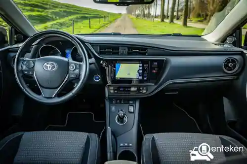 Toyota Auris Touring Sports 1.8 Hybrid 2018