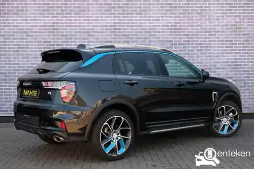 Lynk & Co 01 1.5TD PHEV 2021