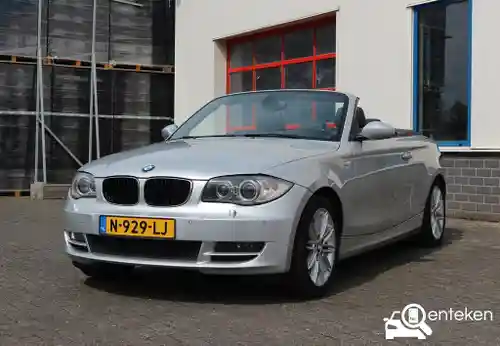 BMW 118i Cabrio 2009