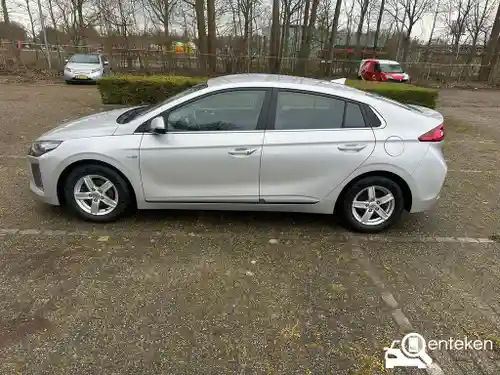Hyundai IONIQ Hybrid 2016