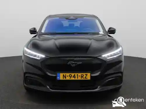 Ford Mustang Mach-E Standard Range 2021