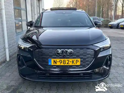Audi Q4 40 e-tron 2021