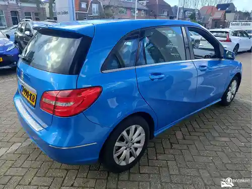 Mercedes-Benz B 180 2014