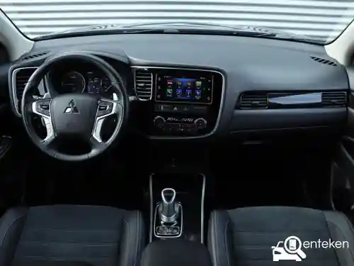 Mitsubishi Outlander 2.0 Plug-In Hybrid 2016
