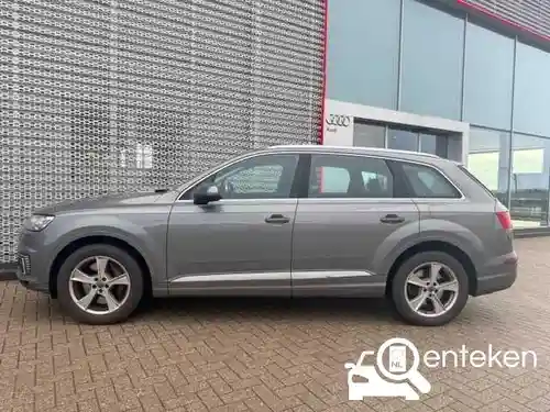 Audi Q7 e-tron 2016