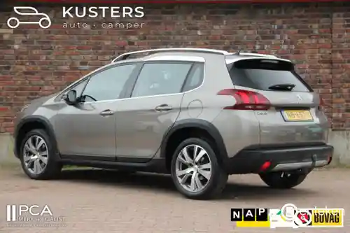 Peugeot 2008 1.2 PureTech 110 2017