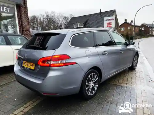 Peugeot 308 SW PureTech 130 2016
