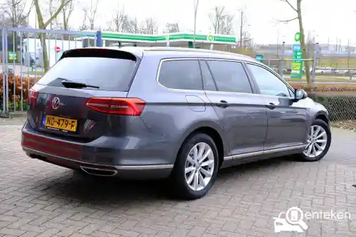 VW Passat Variant GTE 2016