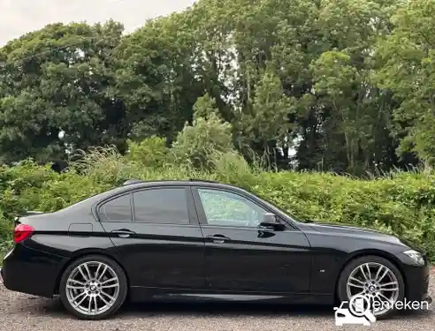 BMW 330e iPerformance 2016