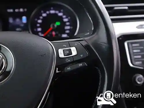 VW Passat Variant GTE 2016