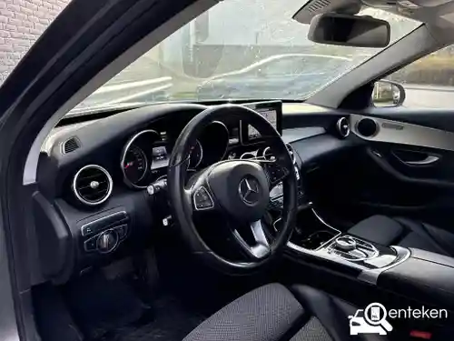 Mercedes-Benz C 350 e T-model 2016