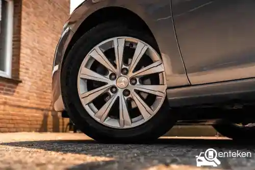 Peugeot 308 PureTech 110 2017