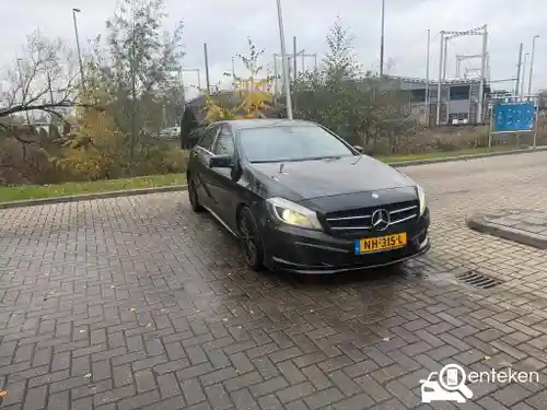 Mercedes-Benz A 180 2013