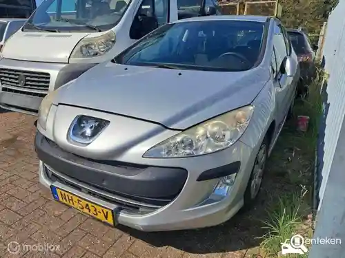 Peugeot 308 95 VTi 2009