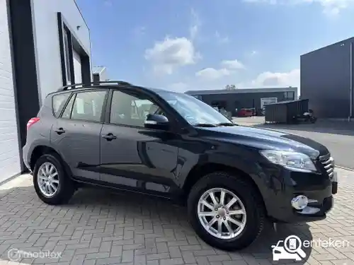 Toyota RAV4 2.0 2010