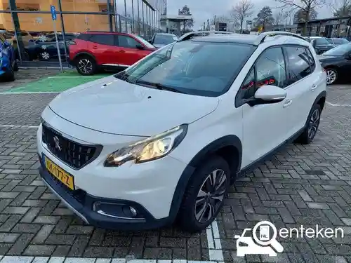 Peugeot 2008 1.2 PureTech 110 2016