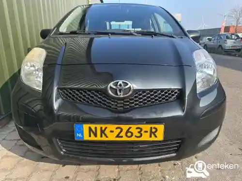 Toyota Yaris 1.0 2010
