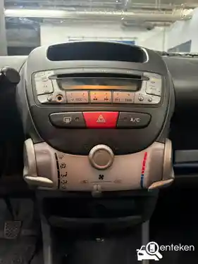 Peugeot 107 1.0 70 2006