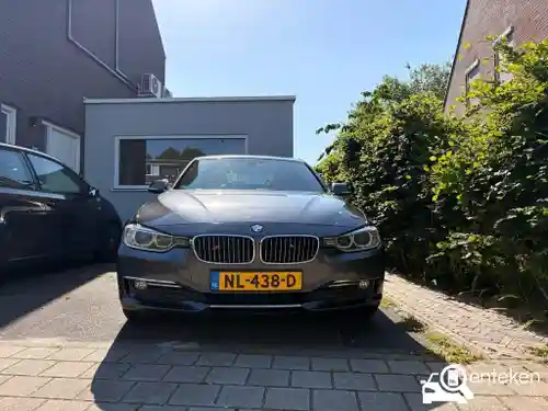 BMW 318d 2012