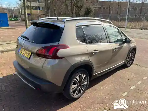 Peugeot 2008 1.2 PureTech 110 2017
