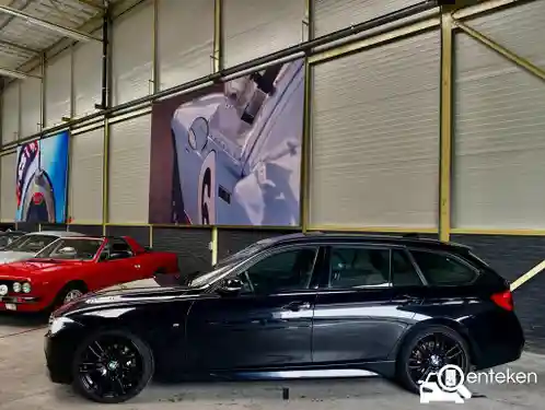 BMW 320i Touring 2016