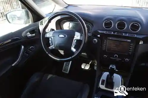 Ford S-MAX 2.0 EcoBoost 2013