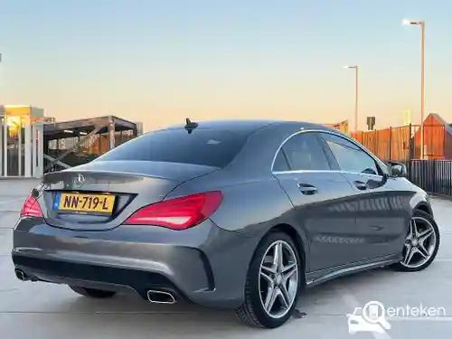 Mercedes-Benz CLA Shooting Brake 180 2015