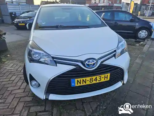 Toyota Yaris 1.5 Hybrid 2015