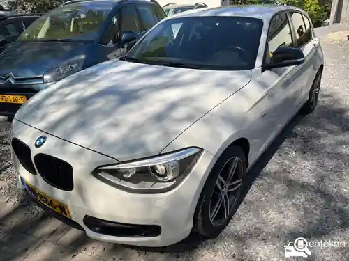 BMW 116i 2011