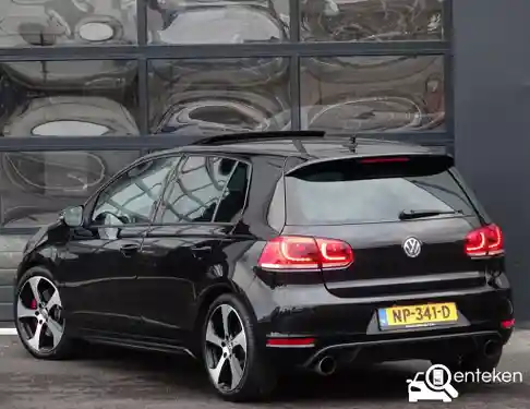 VW Golf Variant 2.0 TSI 2011