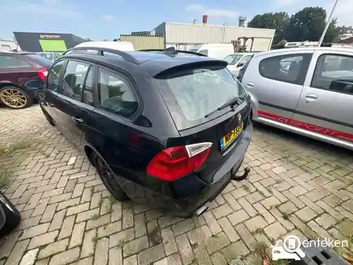 BMW 318i Touring 2008