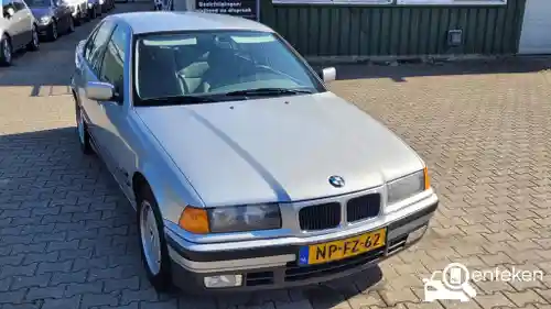 BMW 318i Touring 1996