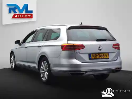 VW Passat Variant GTE 2015