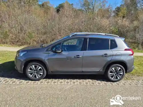 Peugeot 2008 1.2 PureTech 110 2017