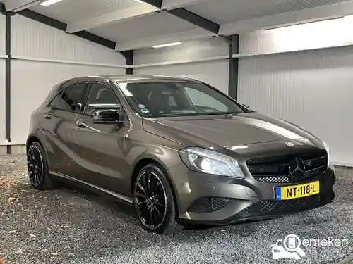 Mercedes-Benz A 180 2013