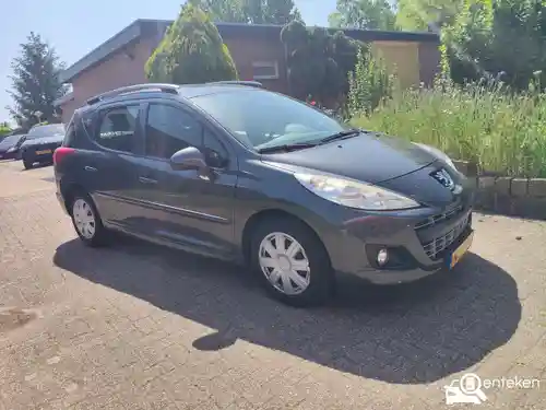 Peugeot 207 SW 95 VTi 2012