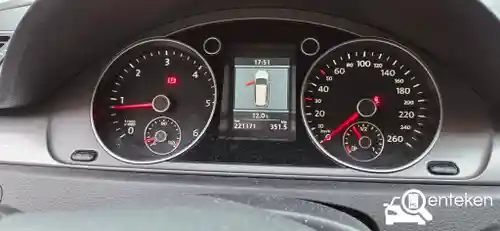 VW Passat Variant 1.6 TDI BMT 2013