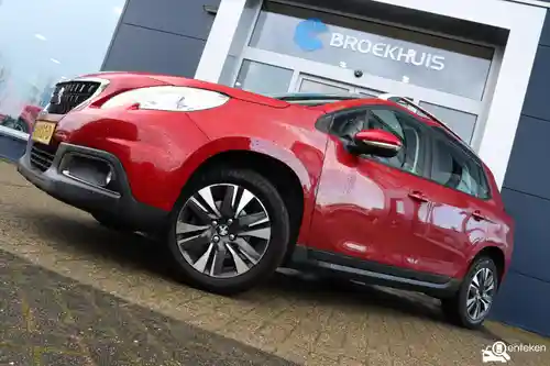 Peugeot 2008 1.2 PureTech 110 2017