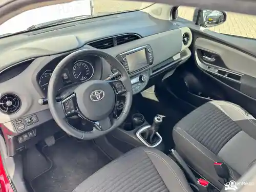 Toyota Yaris 1.0 2017